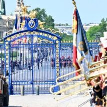 Disambut Megah di Paris, Presiden Prabowo Jalani Upacara Kenegaraan Penuh Kehormatan di Les Invalides