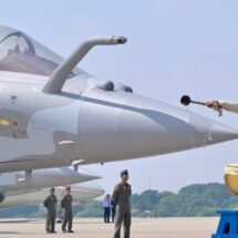 Perkuat Pertahanan Udara Indonesia, Presiden Prabowo Subianto Serahkan Rafale dan Alutsista Strategis