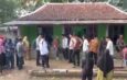 Peristiwa tragis terjadi di Desa Jogomulyo, Kecamatan Buayan, Kabupaten Kebumen, Selasa siang. Seorang pria berinisial SP (28) diduga menganiaya istrinya EP (33) dan ibu mertuanya PA (52) hingga meninggal dunia. Foto: Dani