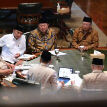 Presiden Prabowo Bahas Evaluasi Haji 2026 dan Peningkatan Layanan Jemaah Bersama DPR dan Kementerian Haji