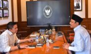 Sekretaris Kabinet, Teddy Indra Wijaya Menerima Kedatangan Menteri Sosial Syaifullah Yusuf Bahas Pemantapan Sekolah Rakyat