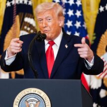 Trump Sebut Selat Hormuz Terbuka, AS Klaim Pegang Kendali dan Blokade Iran