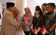 Presiden Prabowo Disambut Hangat Mahasiswa dan Diaspora Indonesia di New Delhi