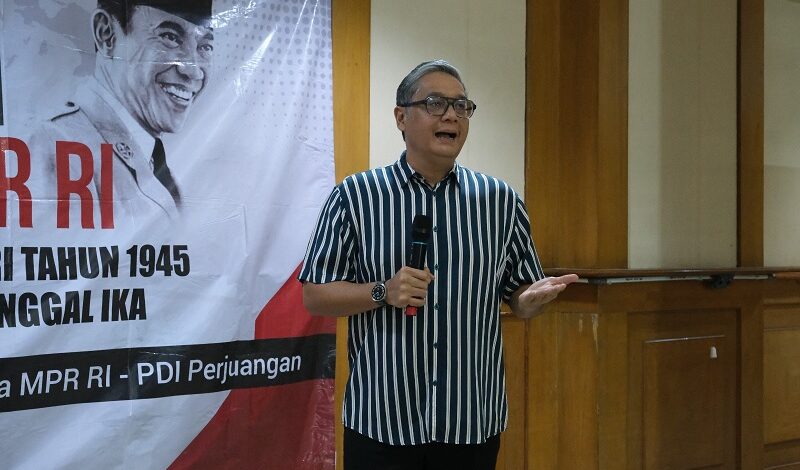 Anggota MPR RI Fraksi PDI Perjuangan, Putra Nababan