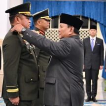 Presiden Prabowo Lantik Maruli Simanjuntak sebagai Wakil Panglima TNI dan Kepala Badan Pengelola Perbatasan