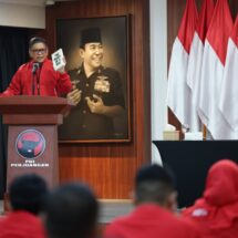 Hasto di Hadapan Kader Muda PDI Perjuangan: Bung Karno dan Megawati Teladan Pemimpin Visioner yang Membumi