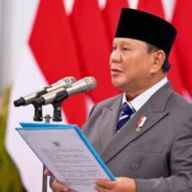 Presiden Prabowo Lantik Kepala BNPB dan Pimpinan BPGMN di Istana Negara
